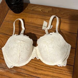 Aerie White Lace Bra with Underwire Support
